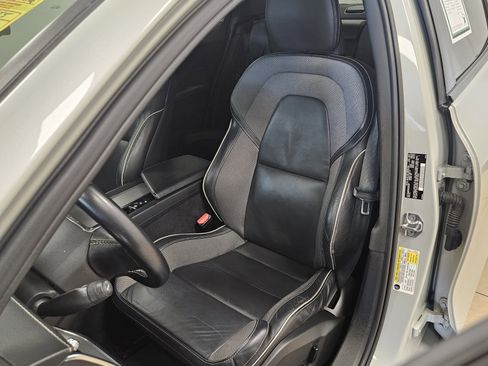 Used 2021 Volvo S60 T5 R-Design image 34