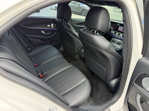 Used 2018 Mercedes-Benz E 300 image 32