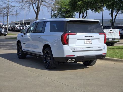 New 2026 GMC Yukon XL Denali w/ Denali Reserve Package AWD/4WD image 3