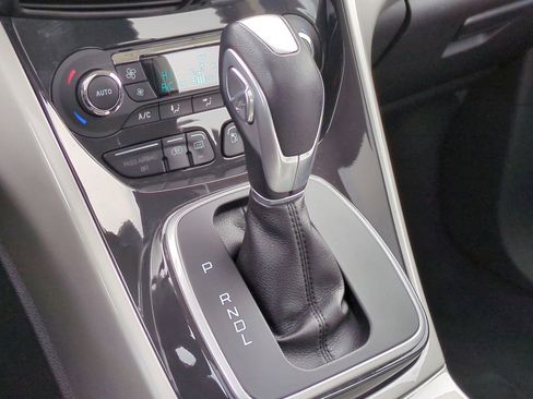 Used 2014 Ford C-MAX Energi SEL w/ Equipment Group 303A image 39