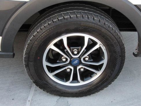 Used 2021 Ford Transit 350 XLT RWD image 26