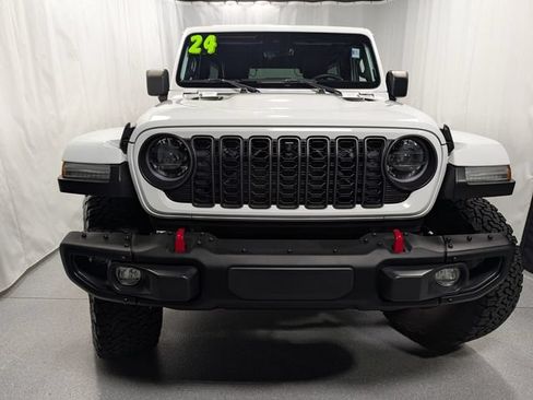 Used 2024 Jeep Wrangler Unlimited Rubicon AWD/4WD image 8