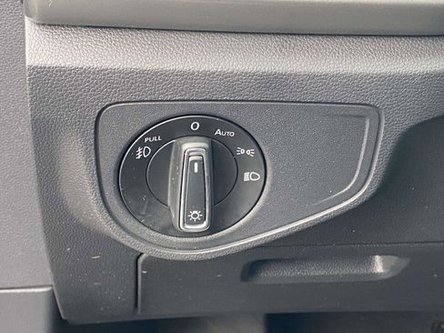 Used 2018 Volkswagen Atlas SE image 19