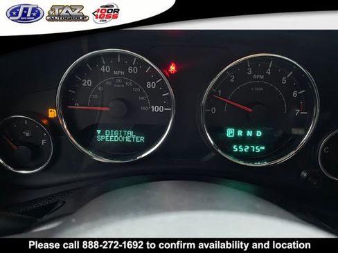 Used 2015 Jeep Wrangler Unlimited Rubicon w/ Connectivity Group image 16