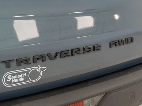 Used 2024 Chevrolet Traverse Z71 AWD/4WD image 29