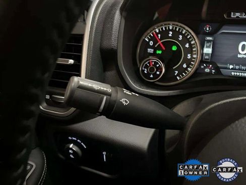 Used 2024 RAM 2500 Big Horn w/ Safety Group image 33