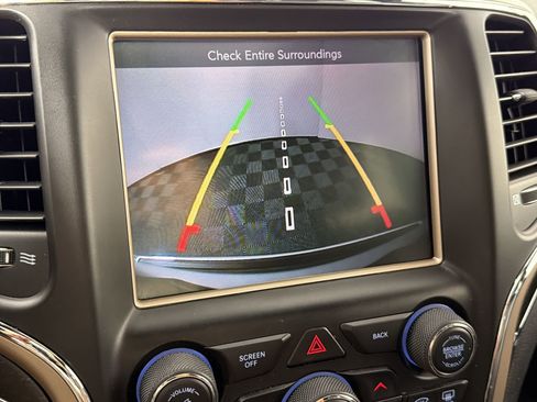 Used 2016 Jeep Grand Cherokee Limited RWD image 25