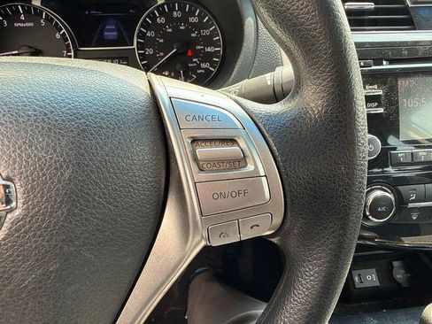 Used 2014 Nissan Altima 2.5 S w/ Display Audio Package FWD image 12
