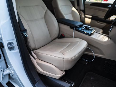 Used 2018 Mercedes-Benz GLE 350 4MATIC image 18