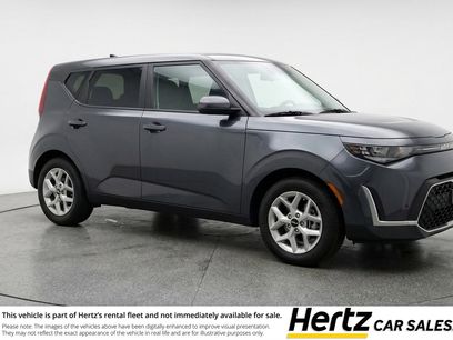 Used 2025 Kia Soul LX w/ LX Technology Package