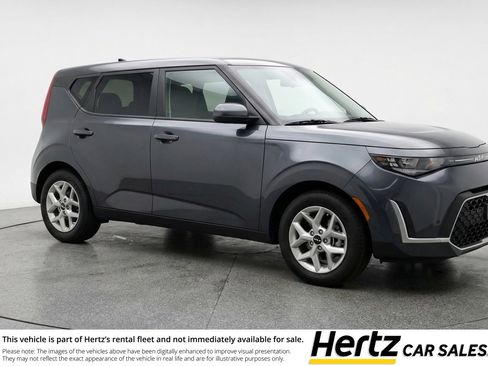 Used 2025 Kia Soul LX w/ LX Technology Package FWD image 1