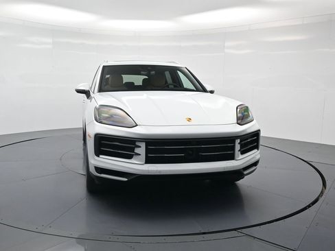 New 2026 Porsche Cayenne S image 33
