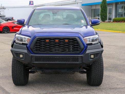 Used 2023 Toyota Tacoma TRD Off-Road AWD/4WD image 2