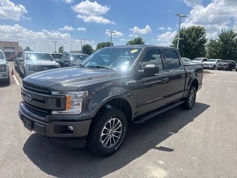 Used 2020 Ford F150 XLT w/ Equipment Group 302A Luxury AWD/4WD image 3
