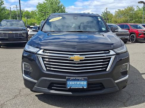 Certified 2023 Chevrolet Traverse Premier AWD/4WD image 2