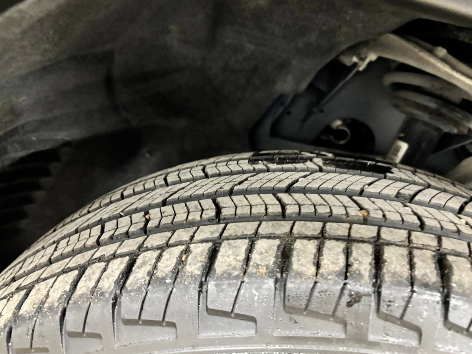 Used 2023 Jeep Grand Cherokee Limited RWD image 11