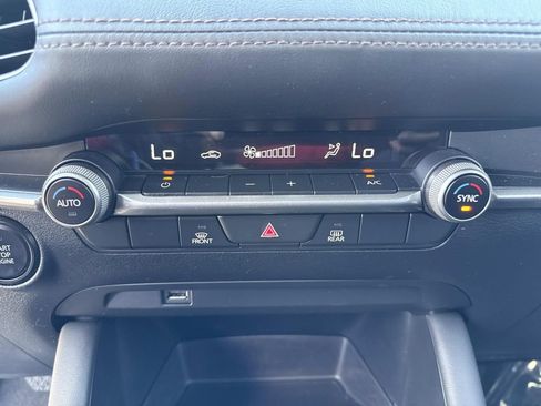 Used 2020 MAZDA MAZDA3 Sedan w/ Select Package image 30