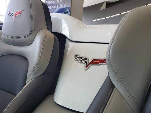 Used 2012 Chevrolet Corvette Grand Sport w/ 2LT Preferred Equipment Group RWD image 19
