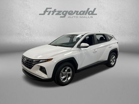 Used 2024 Hyundai Tucson SE FWD image 1