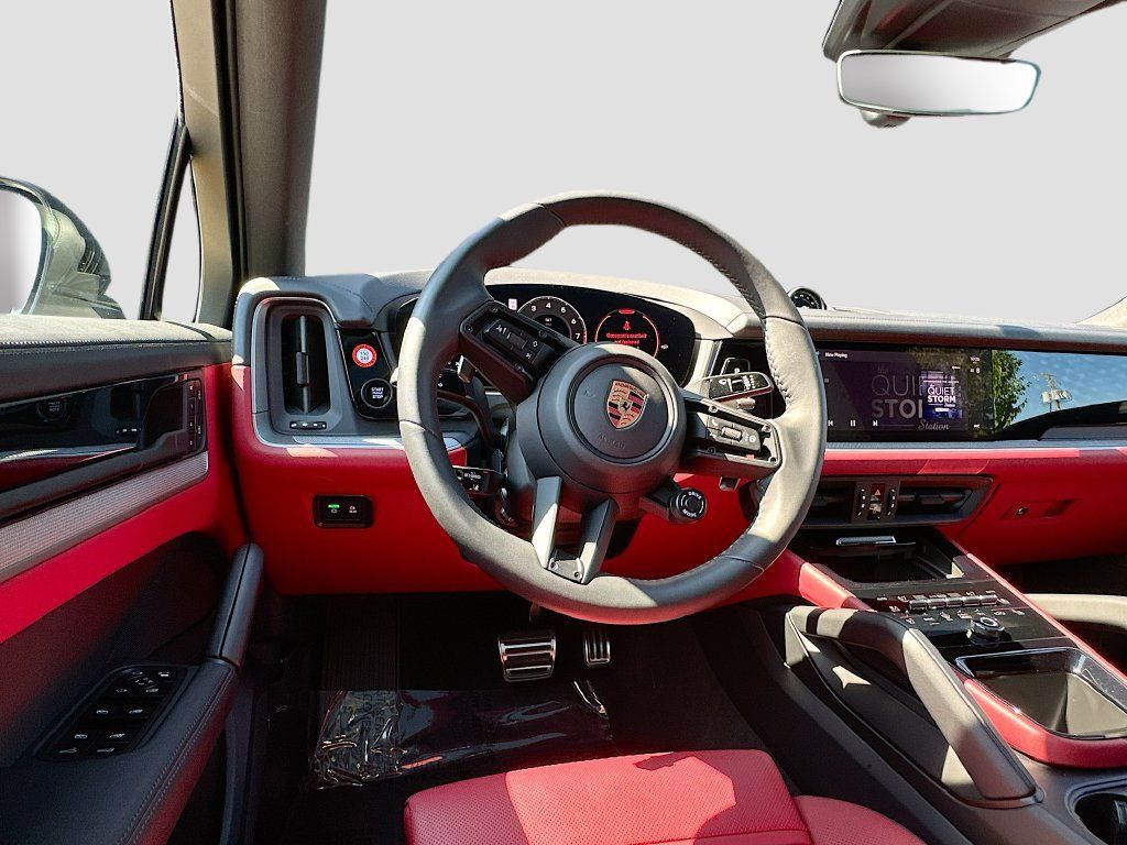 Certified 2026 Porsche Cayenne S AWD/4WD image 25