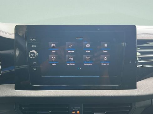 Used 2025 Volkswagen Jetta Sport FWD image 18