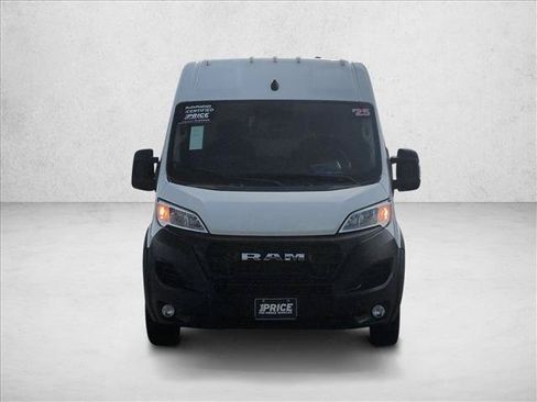 Used 2025 RAM ProMaster 2500 w/ Convenience Group FWD image 2