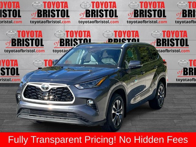 Used 2023 Toyota Highlander XLE AWD/4WD image 8