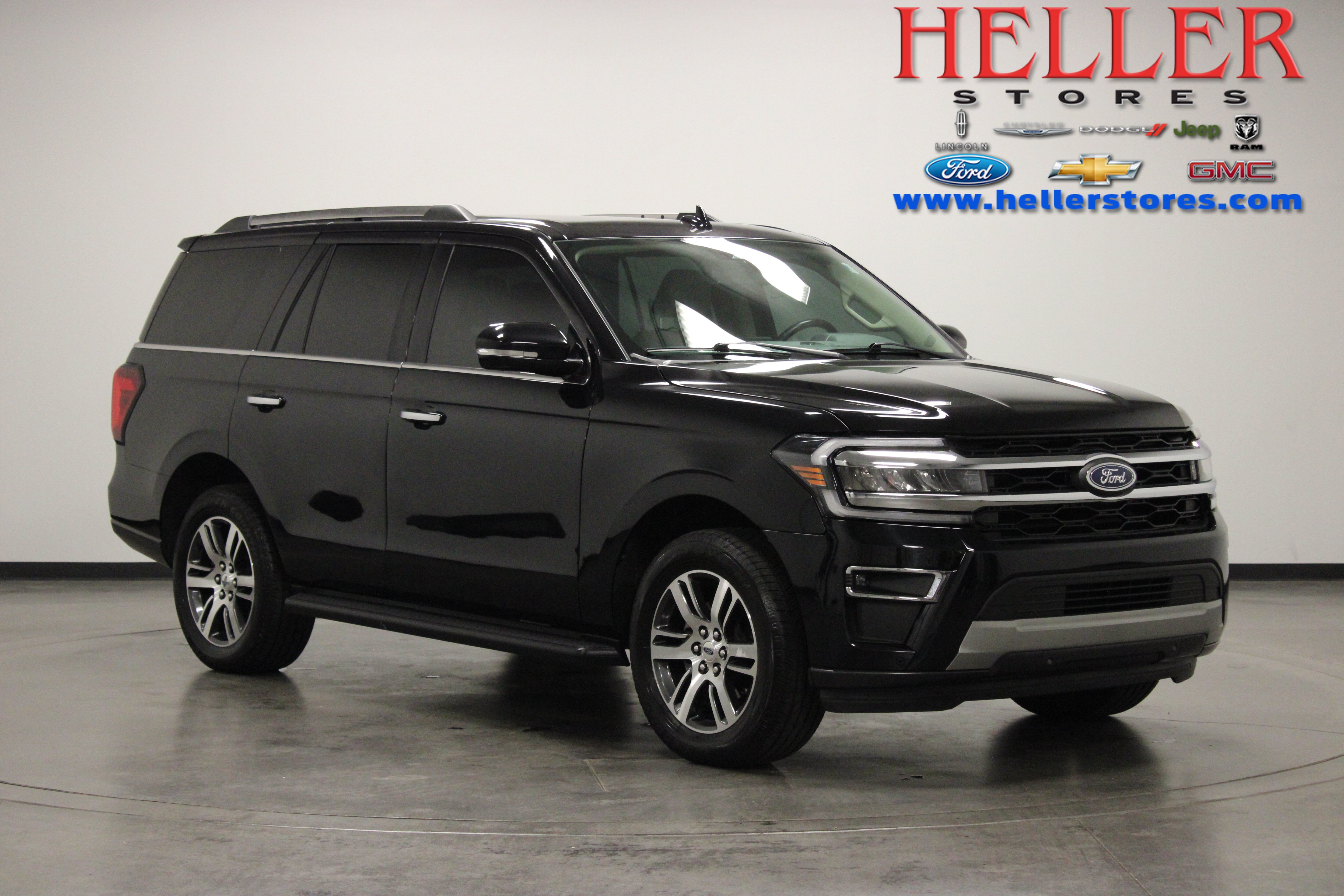 Used 2024 Ford Expedition Limited AWD/4WD image 1
