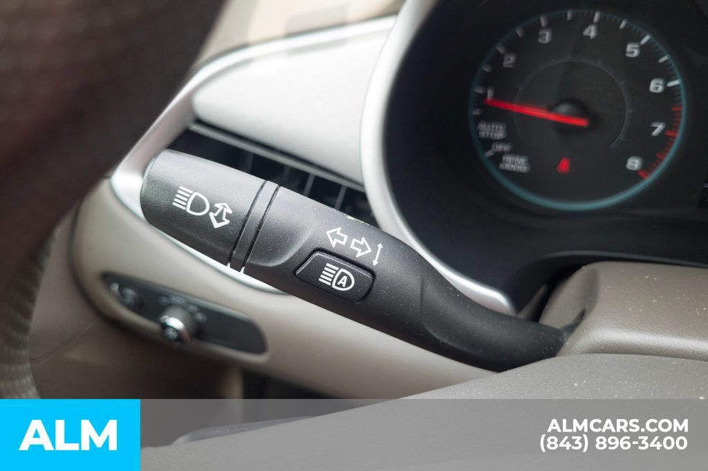 Used 2024 Chevrolet Malibu LT FWD image 33