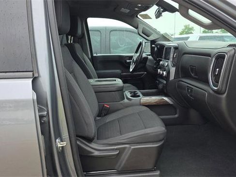 Used 2022 GMC Sierra 1500 Elevation w/ X31 Off-Road Package AWD/4WD image 8