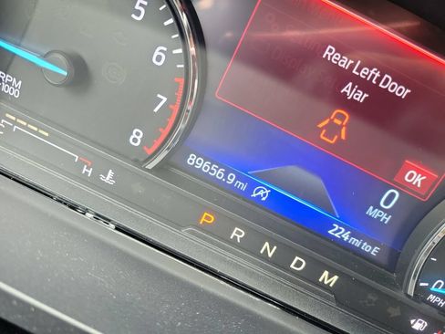 Used 2020 Ford Explorer Limited RWD image 41