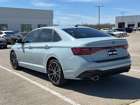 Used 2025 Volkswagen Jetta GLI Autobahn image 6