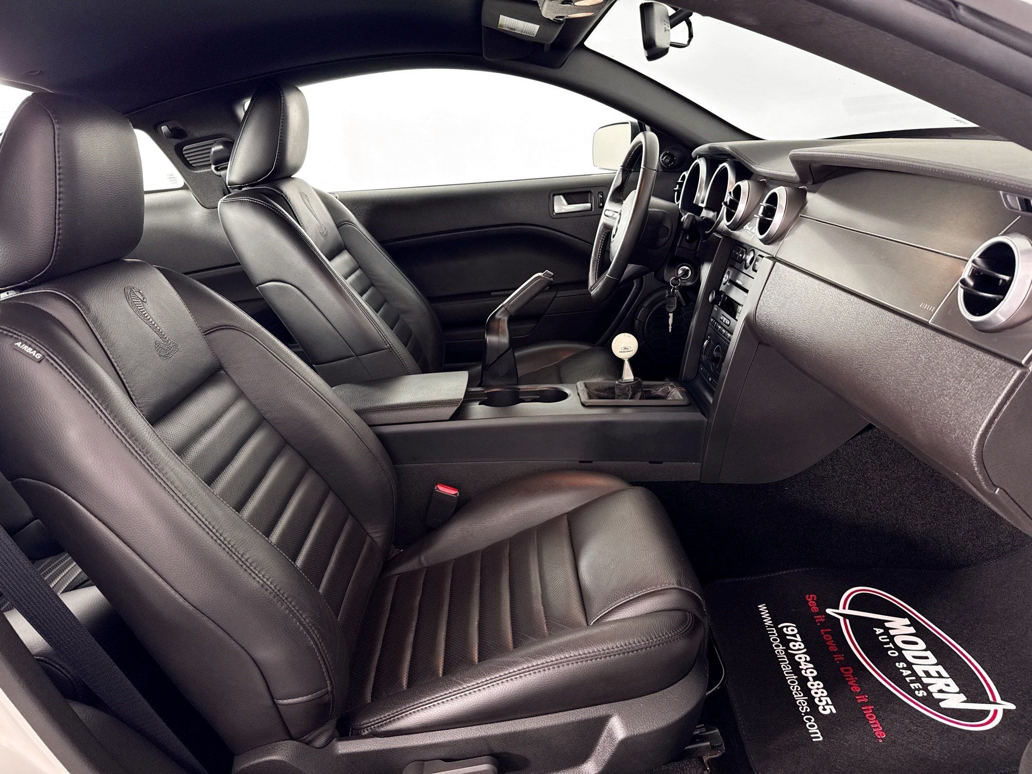 Used 2007 Ford Mustang Shelby GT500 RWD image 30