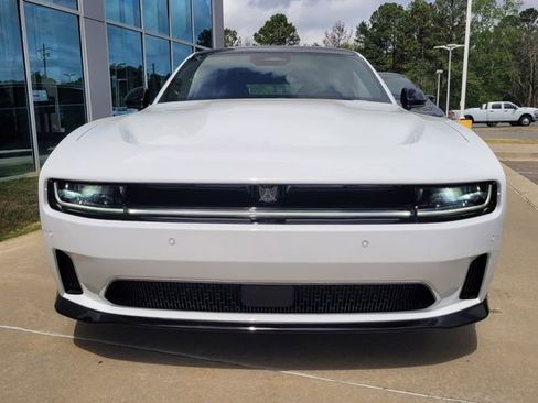 New 2024 Dodge Charger R/T Scat Pack w/ Plus Group image 2