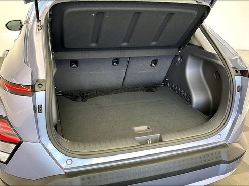Used 2024 Hyundai Kona SE FWD image 27