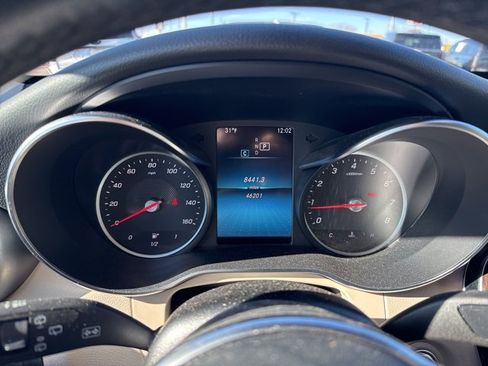 Used 2022 Mercedes-Benz GLC 300 4MATIC image 23