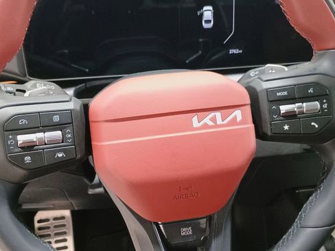 Used 2025 Kia K4 GT-Line Turbo image 14