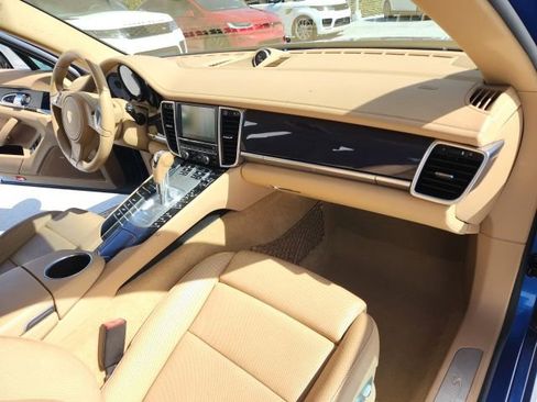 Used 2016 Porsche Panamera S w/ Premium Package Plus image 23