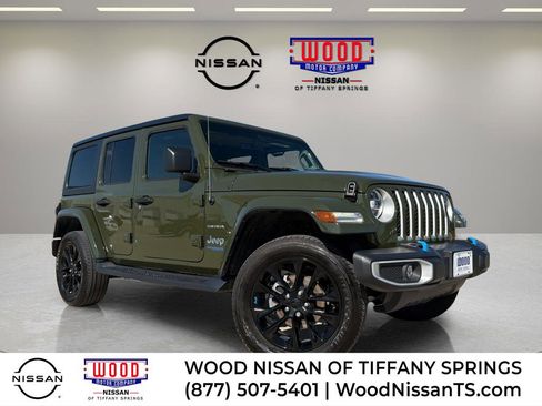 Used 2022 Jeep Wrangler Unlimited Sahara w/ Cold Weather Group AWD/4WD image 1
