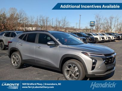 New 2026 Chevrolet Trax LT w/ Driver Confidence Package