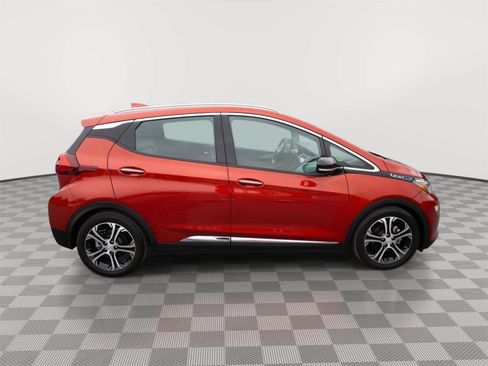 Used 2020 Chevrolet Bolt Premier FWD image 4