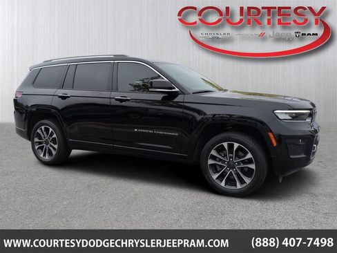 Used 2023 Jeep Grand Cherokee L Overland w/ Rear Seat Video Group I RWD image 1