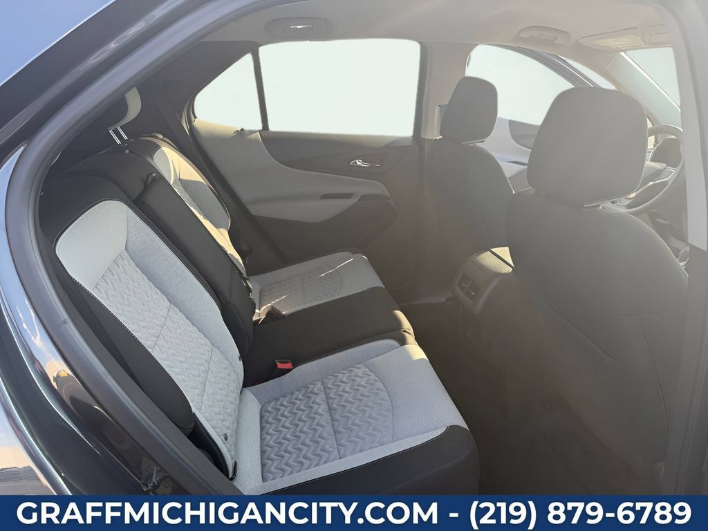 Used 2023 Chevrolet Equinox LT w/ Driver Convenience Package AWD/4WD image 31