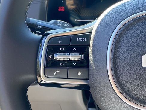 New 2026 Kia Carnival LXS image 32