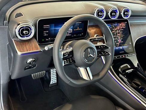 Used 2026 Mercedes-Benz GLC 300 4MATIC image 16