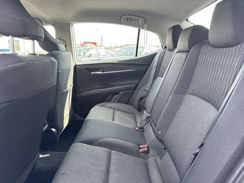 Used 2025 Toyota Camry LE image 9