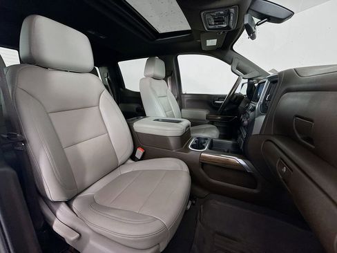 Used 2021 Chevrolet Silverado 1500 RST image 27