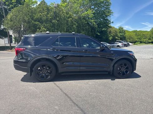 Used 2023 Ford Explorer ST-Line w/ Class IV Trailer Tow Package AWD/4WD image 6