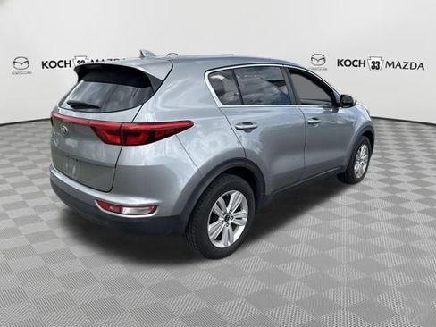Used 2019 Kia Sportage LX image 7