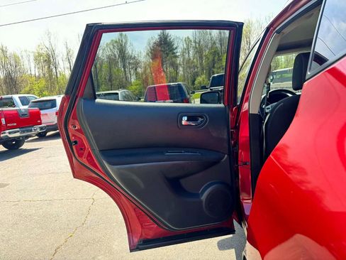 Used 2008 Nissan Rogue SL w/ Premium Pkg image 11